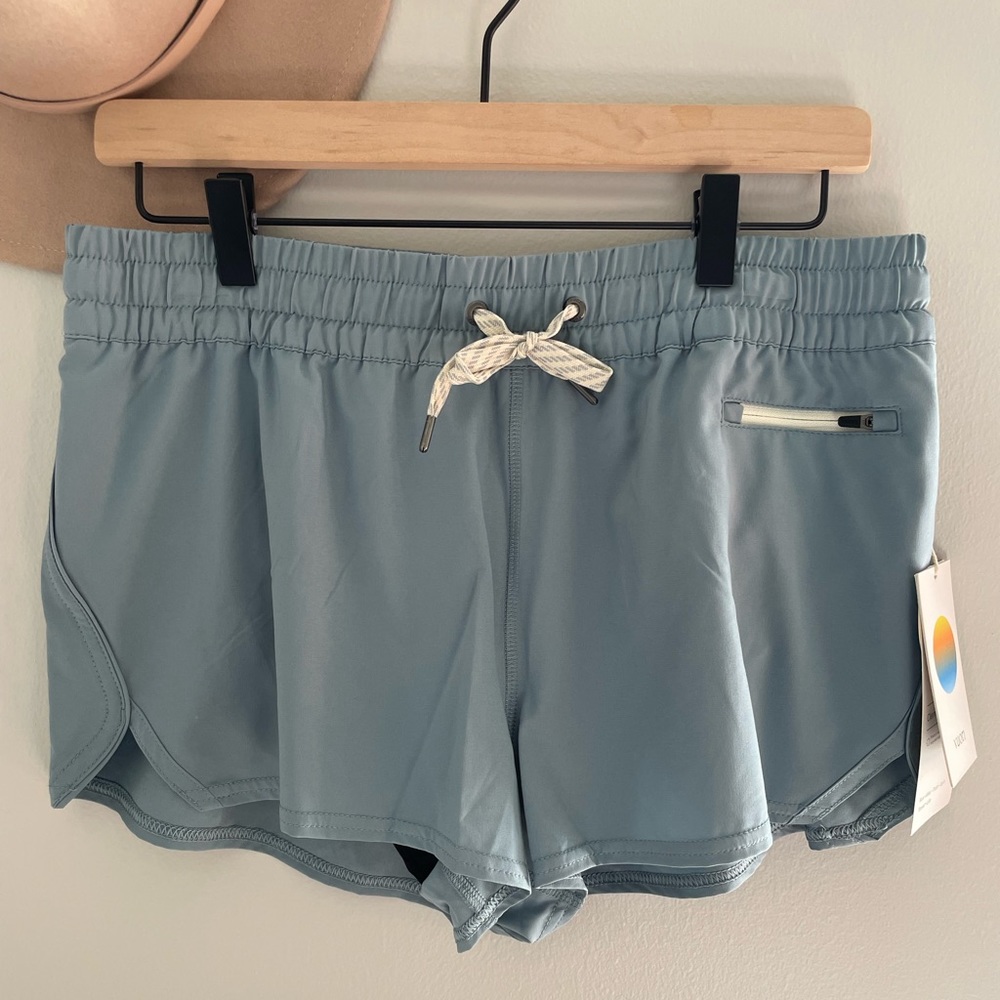 NWT Vuori Clementine Short Shade
